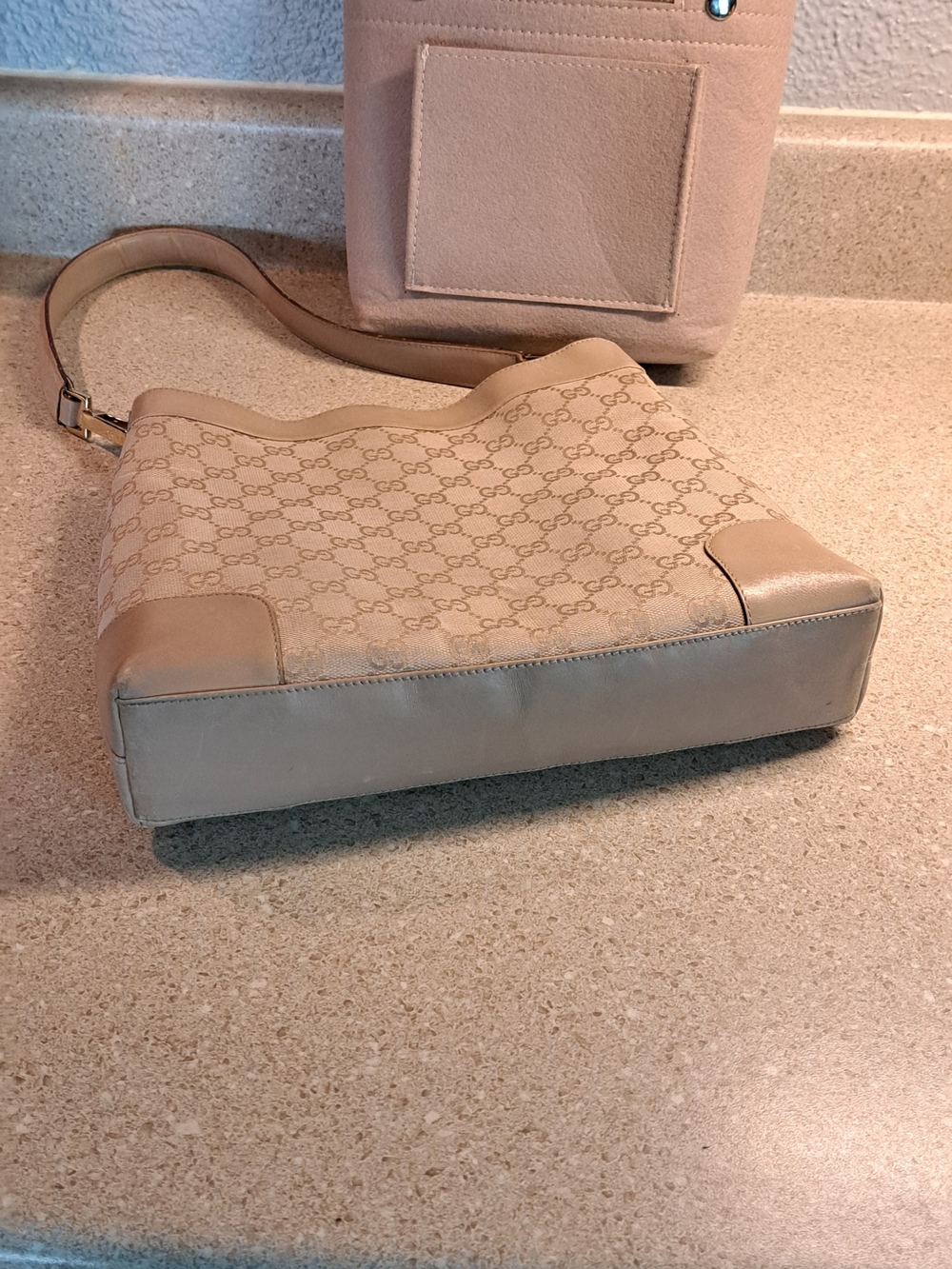 Gucci Beige Monogram Canvas Shoulder Bag with Gold Hardware - Picture 10 of 16